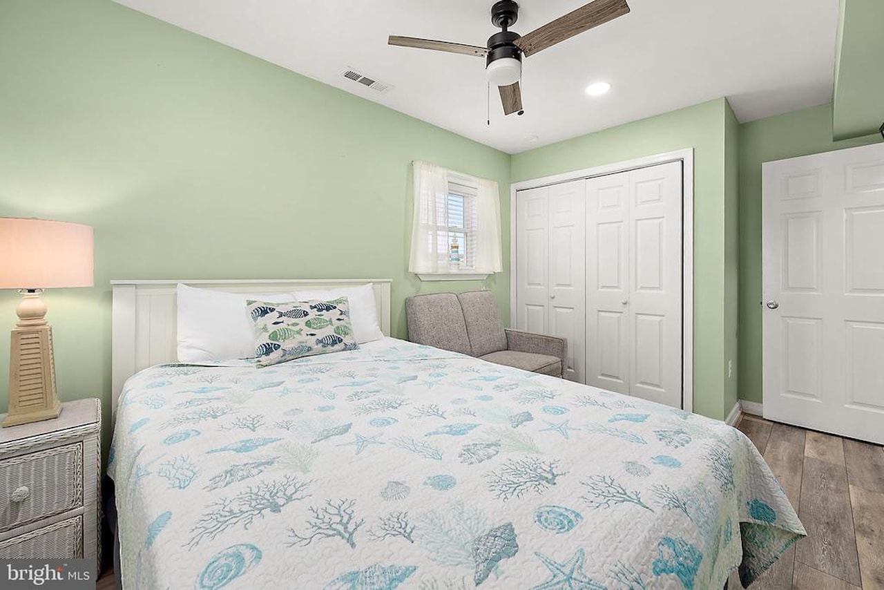 Oceanside 42 Real Estate for Sale - 15 42nd St #1W in Ocean City Photo 23