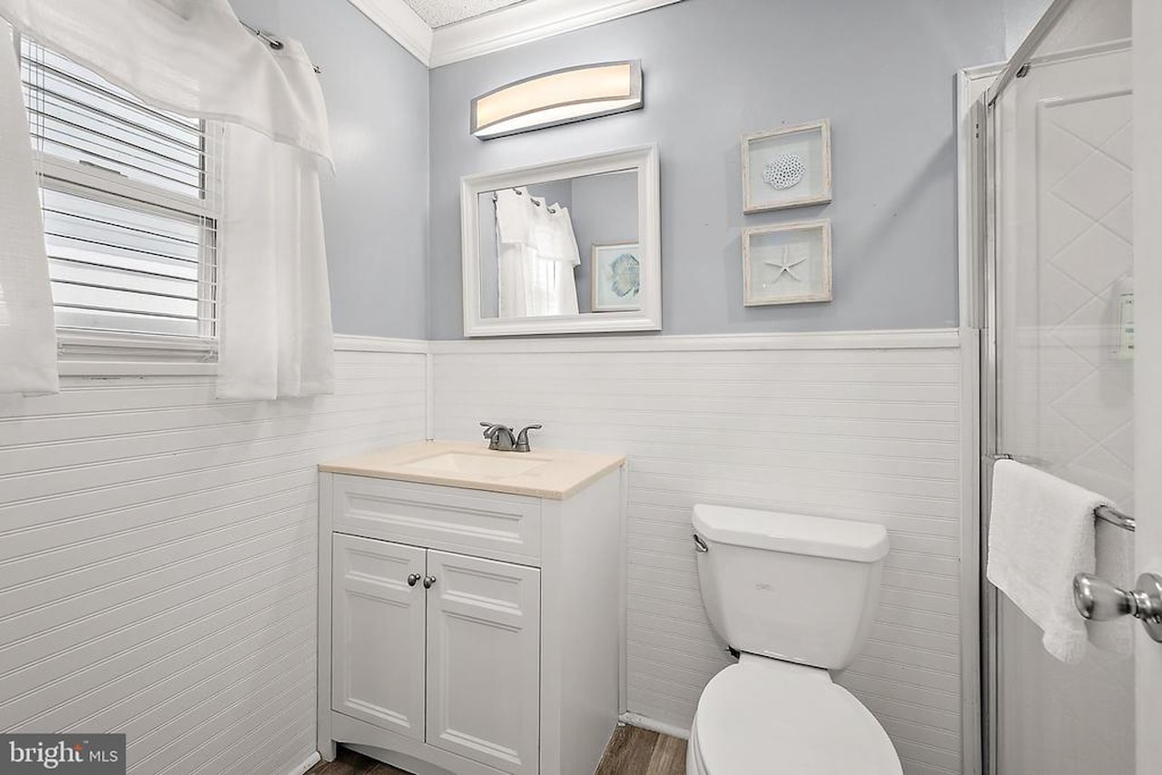 Oceanside 42 Real Estate for Sale - 15 42nd St #1W in Ocean City Photo 20