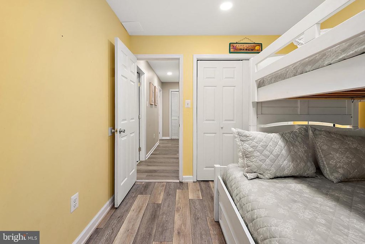 Oceanside 42 Real Estate for Sale - 15 42nd St #1W in Ocean City Photo 29