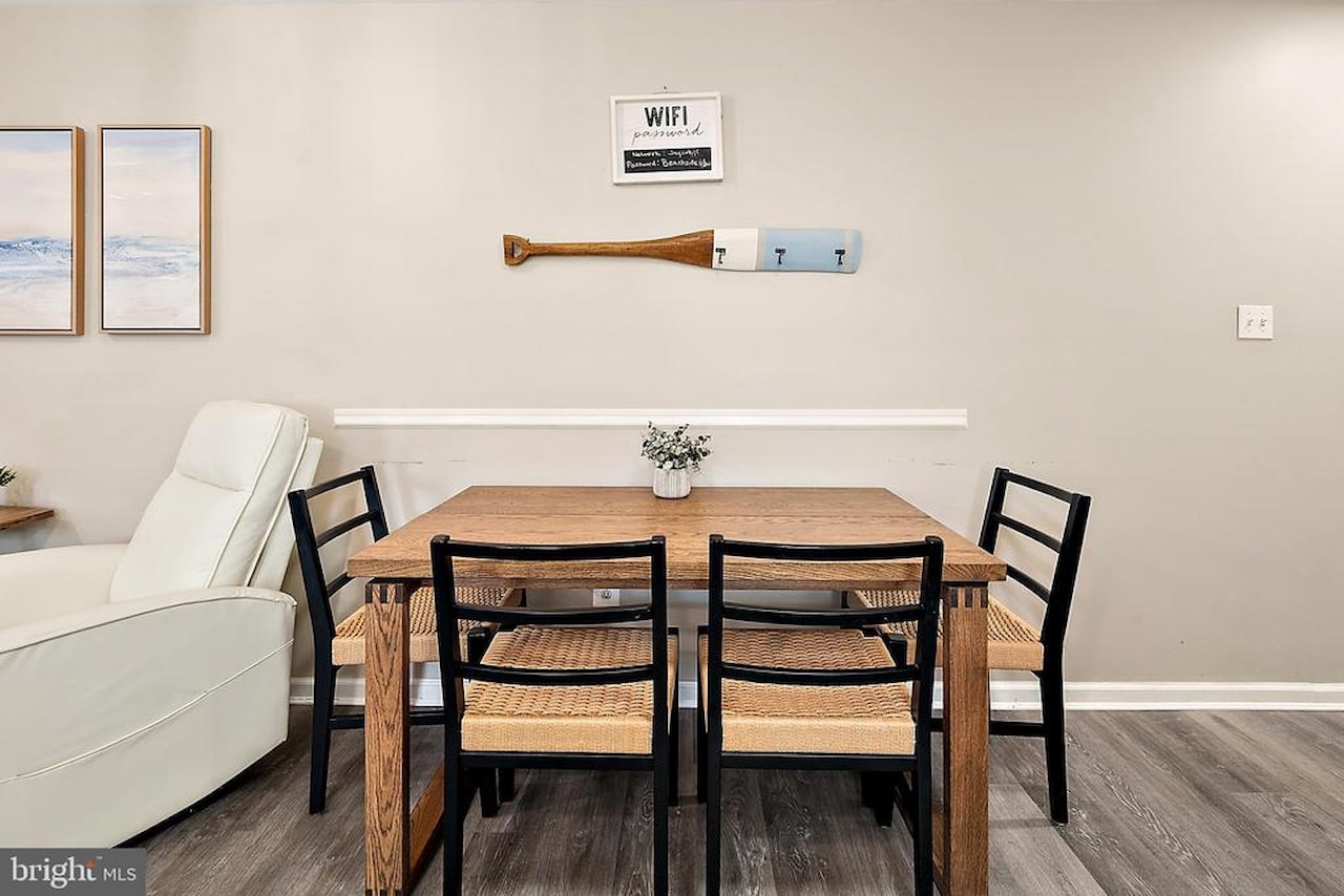 Oceanside 42 Real Estate for Sale - 15 42nd St #1W in Ocean City Photo 15