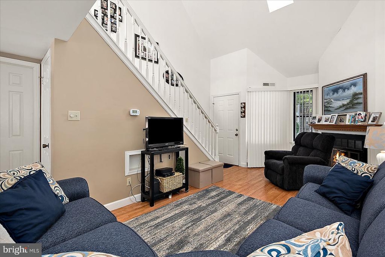 Marlin Cove Real Estate for Sale - 106 120th St #406 in Ocean City Photo 6