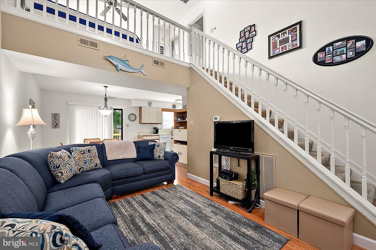 Marlin Cove Real Estate for Sale - 106 120th St #406 in Ocean City Photo 9