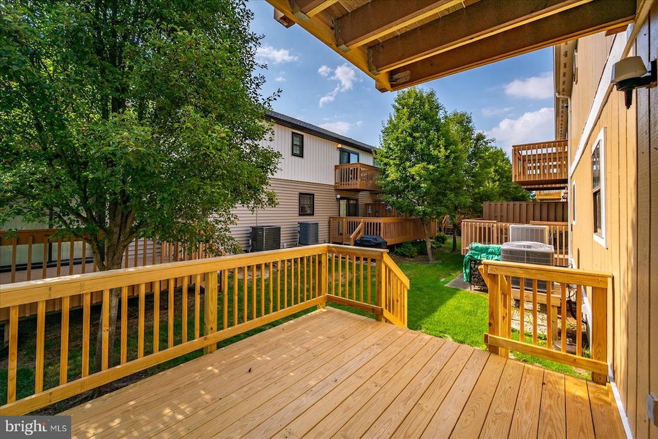 Marlin Cove Real Estate for Sale - 106 120th St #406 in Ocean City Photo 30