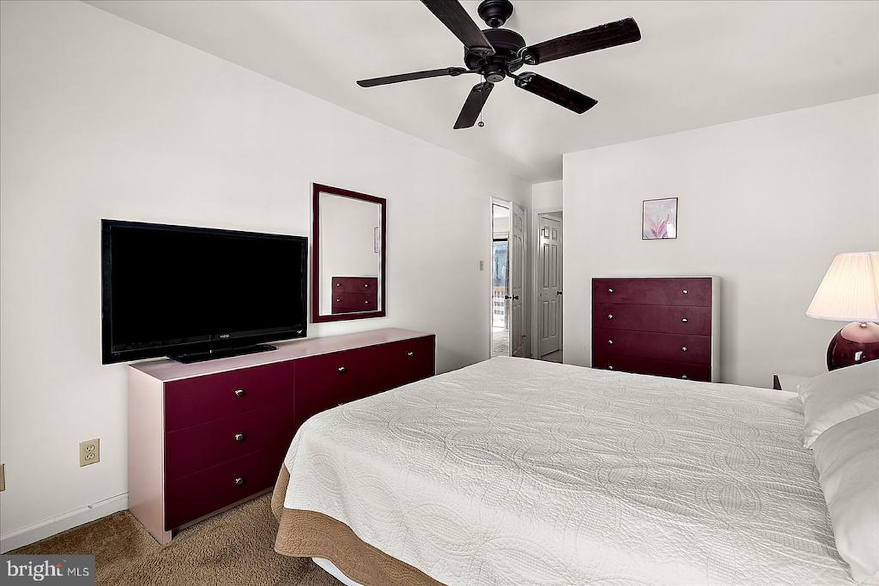 Marlin Cove Real Estate for Sale - 106 120th St #406 in Ocean City Photo 23