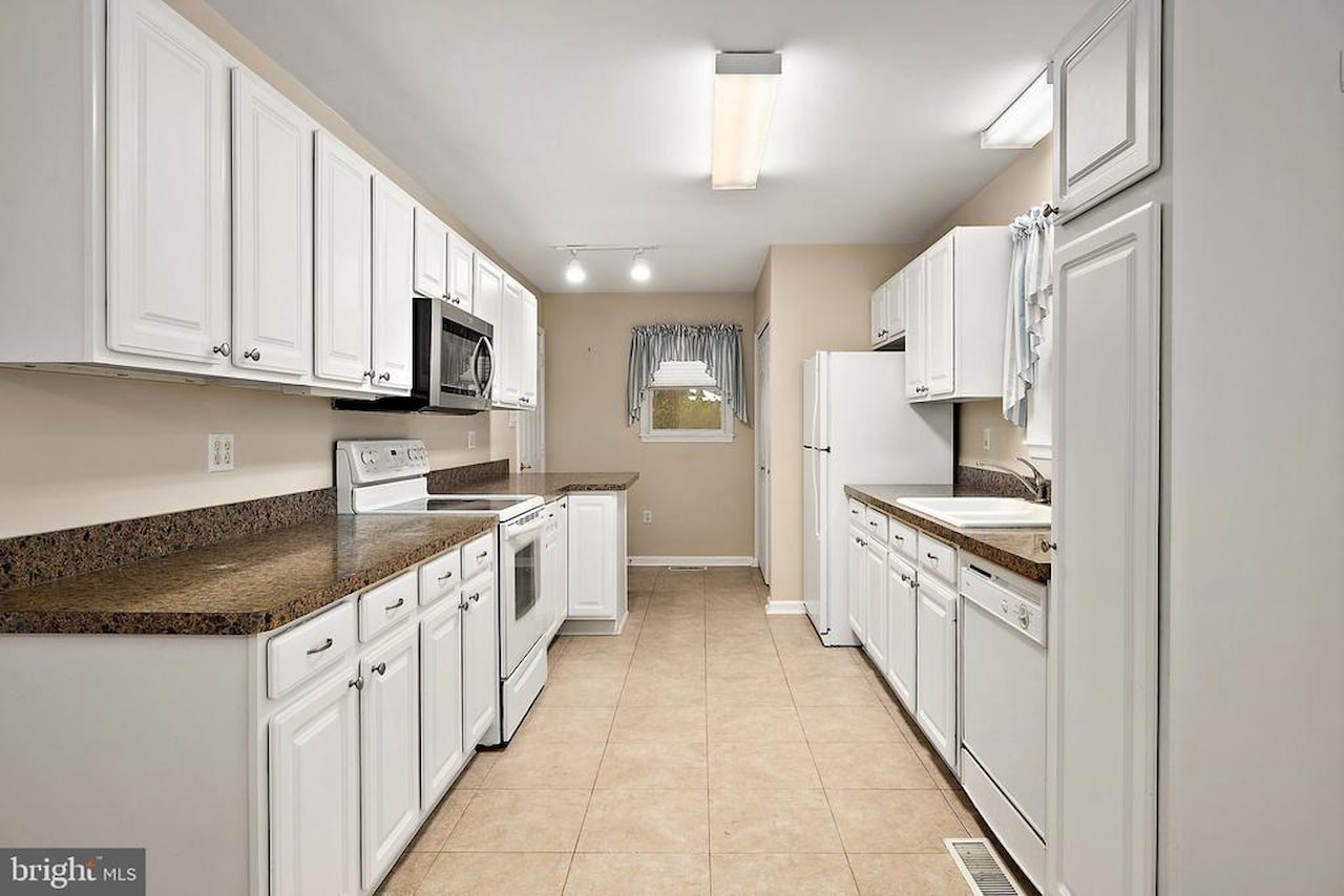 Real Estate for Sale - 1348 Ocean Parkway in Berlin Photo 16