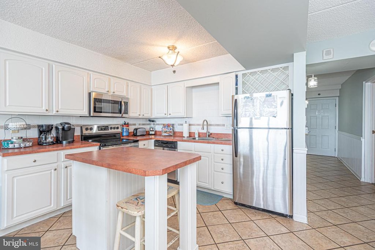 Carousel Real Estate for Sale - 11700 Coastal Hwy #1109 in Ocean City Photo 26