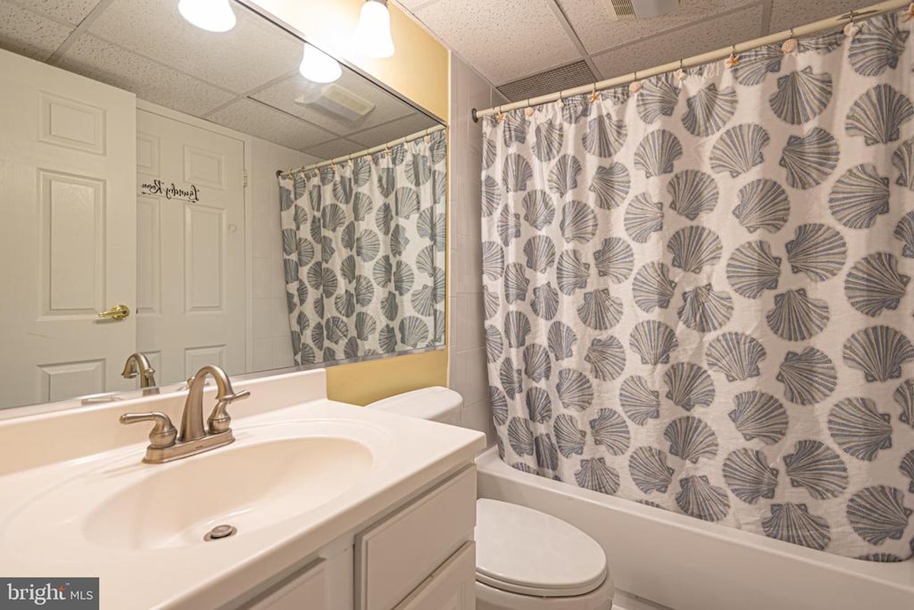 Carousel Real Estate for Sale - 11700 Coastal Hwy #1109 in Ocean City Photo 17
