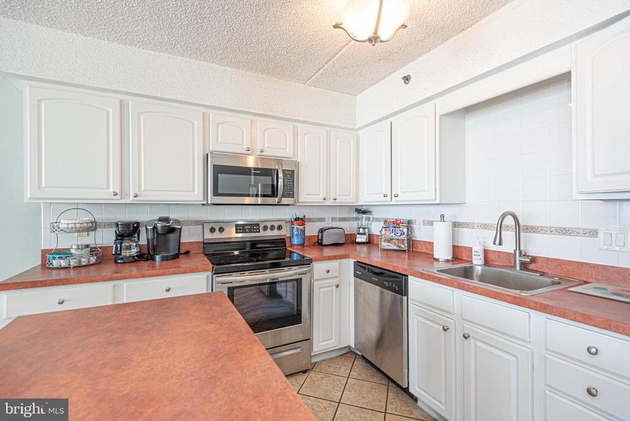 Carousel Real Estate for Sale - 11700 Coastal Hwy #1109 in Ocean City Photo 28