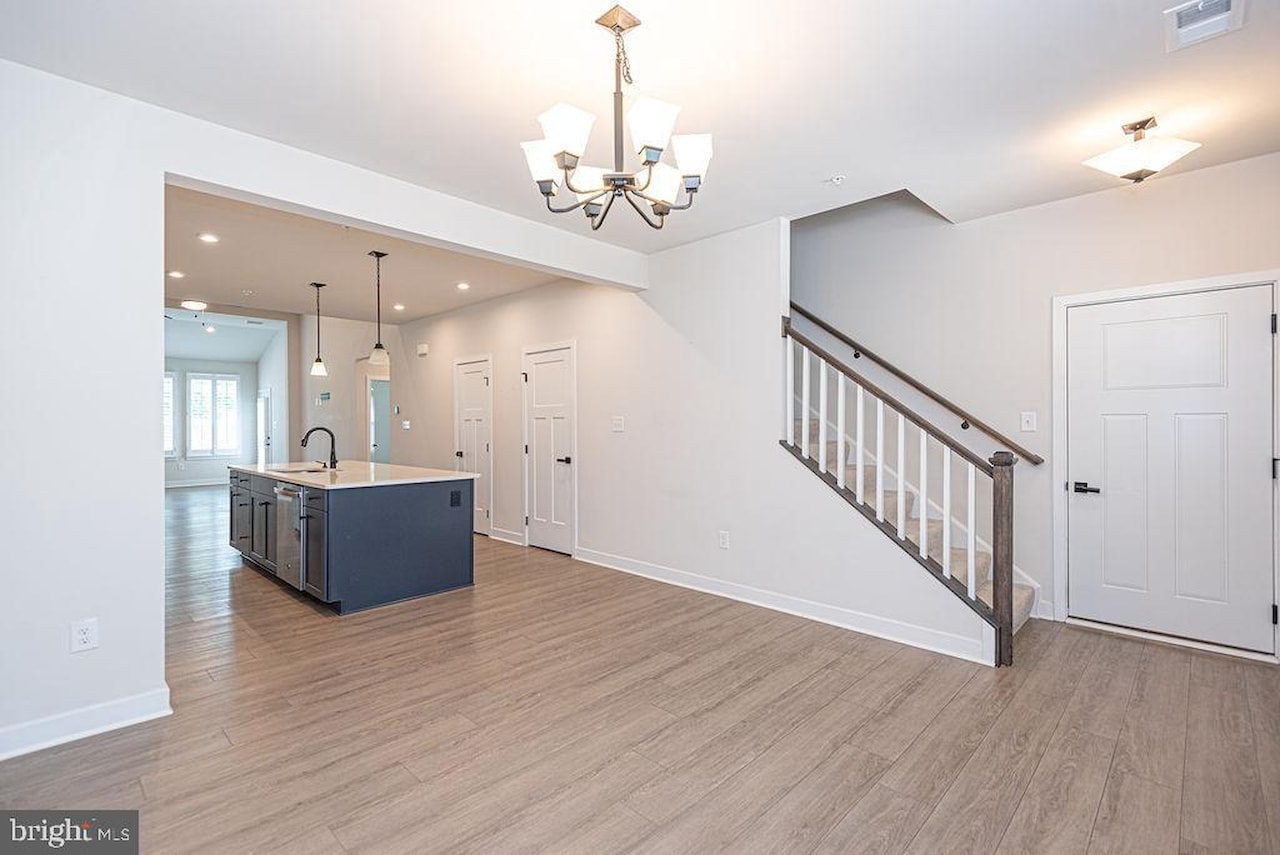  Real Estate for Sale - 11029 Augusta Ln #4 in Berlin Photo 15