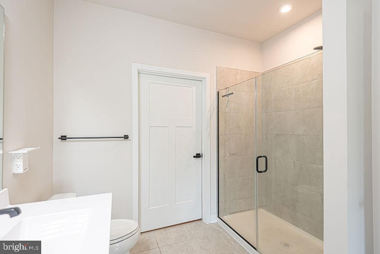  Real Estate for Sale - 11029 Augusta Ln #4 in Berlin Photo 43