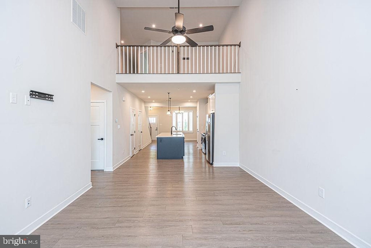  Real Estate for Sale - 11029 Augusta Ln #4 in Berlin Photo 34