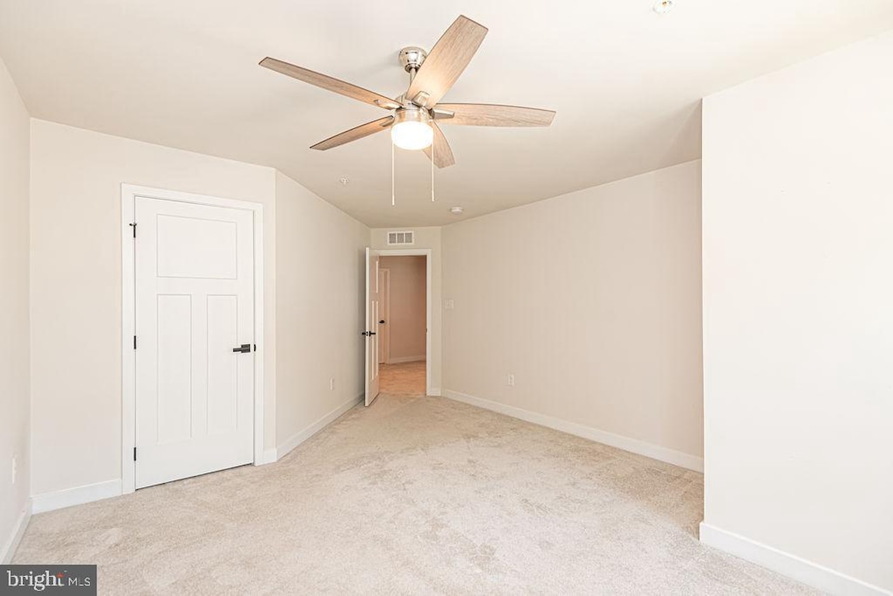  Real Estate for Sale - 11029 Augusta Ln #4 in Berlin Photo 56