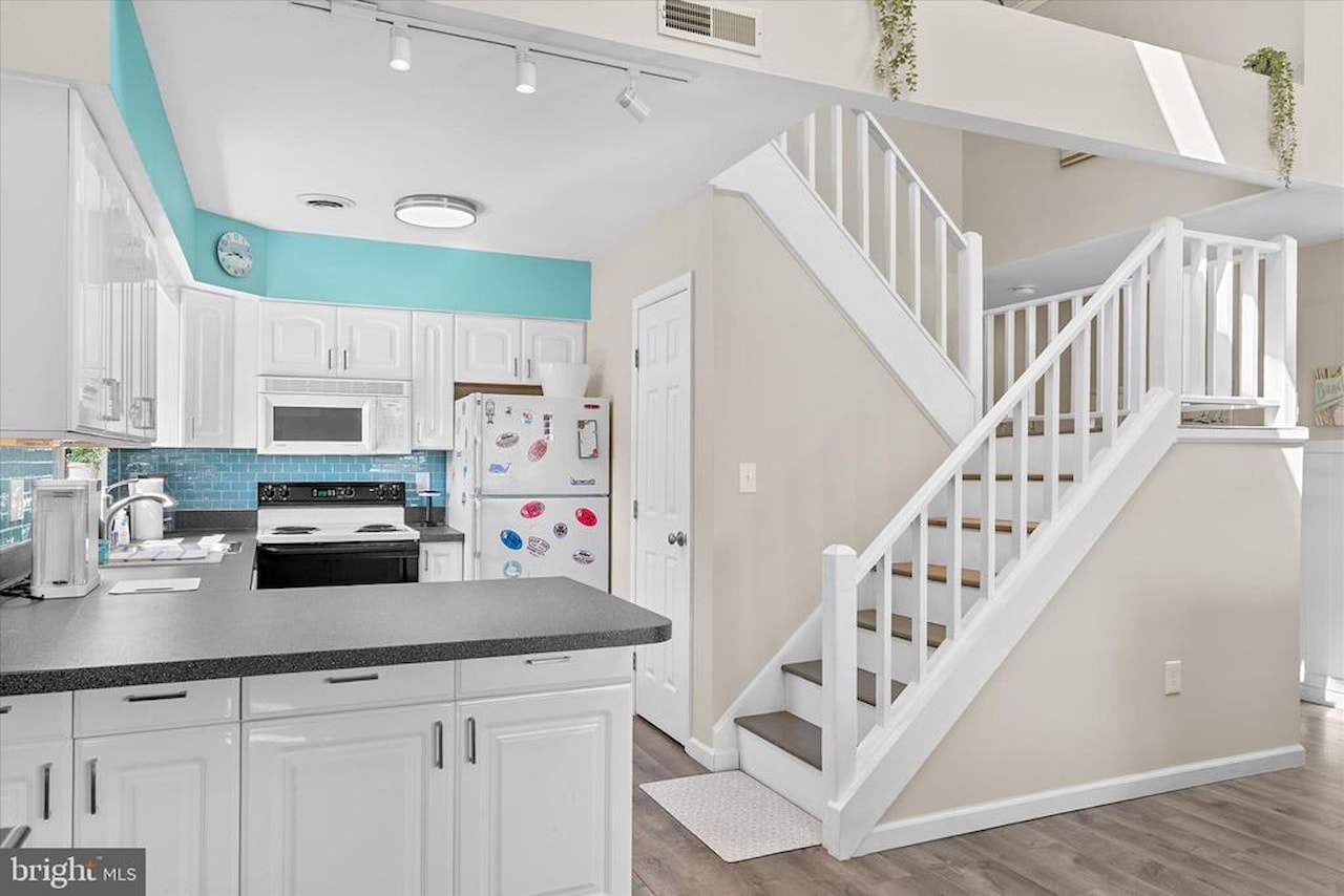 Diamond Bay Real Estate for Sale - 132 Jamestown Rd #601 in Ocean City Photo 10