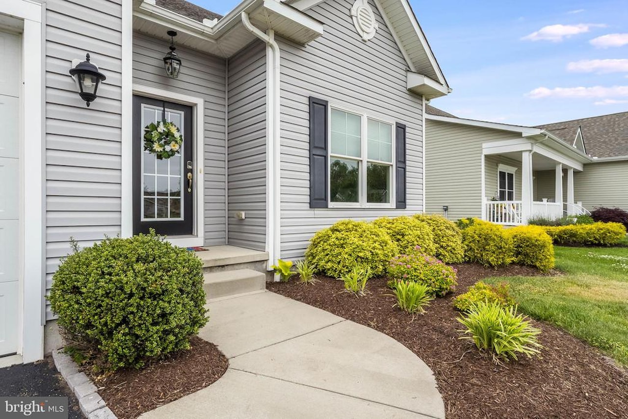  Real Estate for Sale - 31204 Anchor Watch Loop in Dagsboro Photo 3