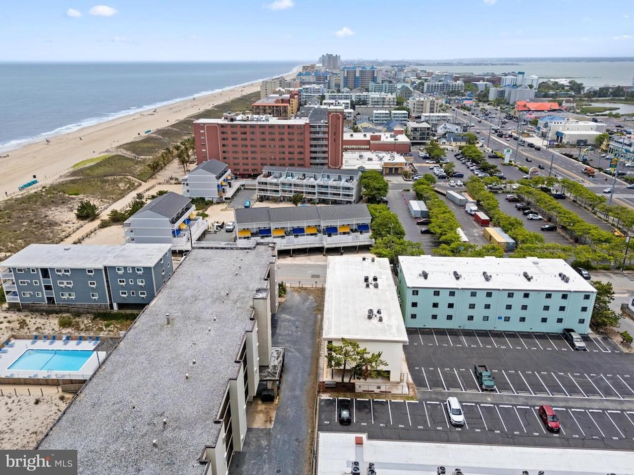 Sunset South Real Estate for Sale - 10 68th St #1 in Ocean City Photo 6