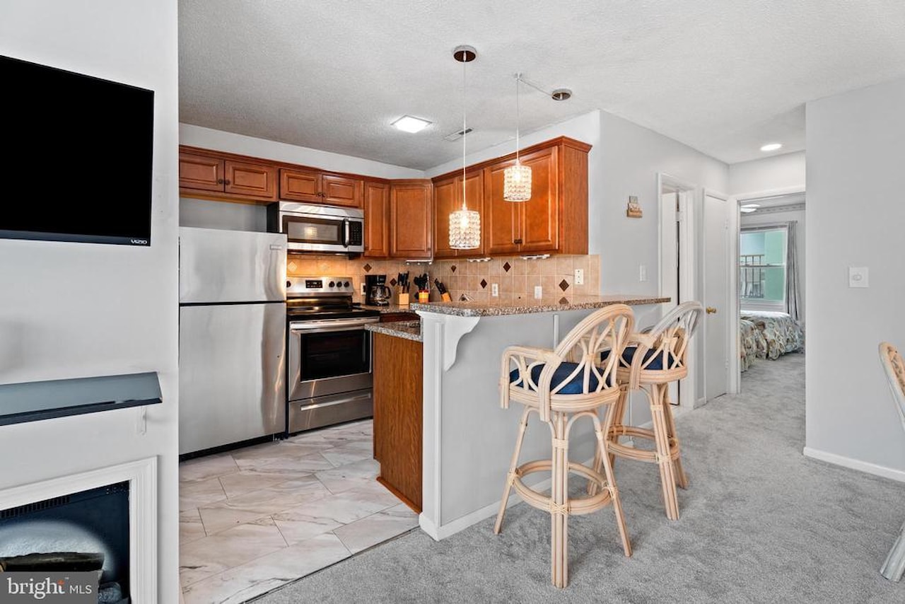 Sunset South Real Estate for Sale - 10 68th St #1 in Ocean City Photo 12