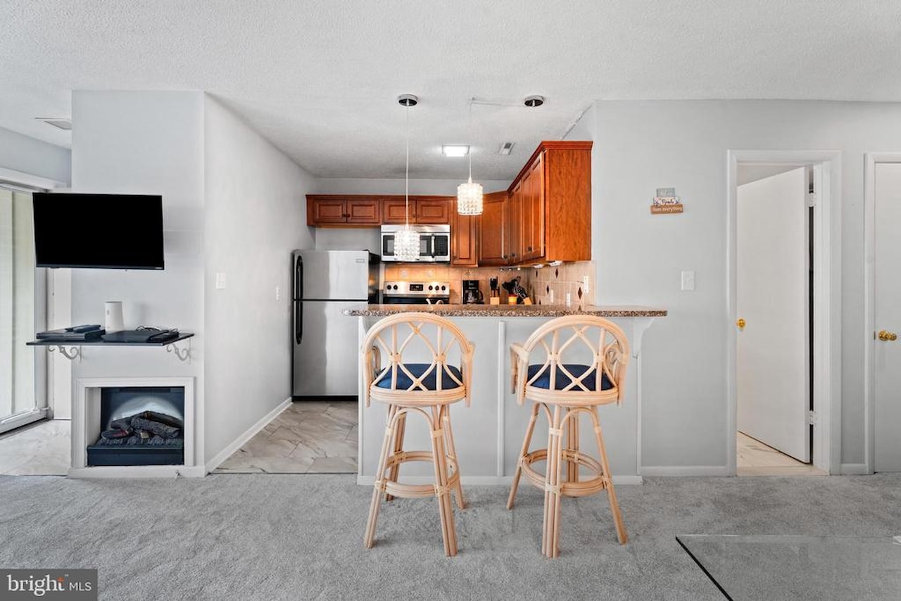 Sunset South Real Estate for Sale - 10 68th St #1 in Ocean City Photo 19