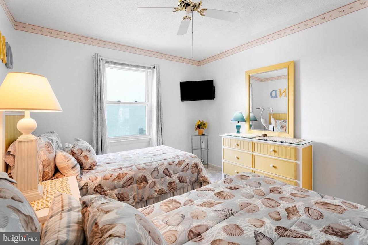 Sunset South Real Estate for Sale - 10 68th St #1 in Ocean City Photo 25
