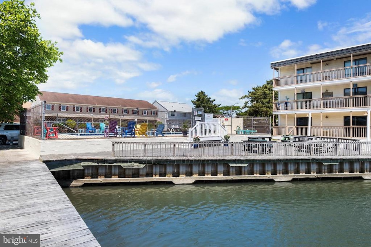 Windward Landing Sou Real Estate for Sale - 170 Captains Quarters Rd #201 in Ocean City Photo 11