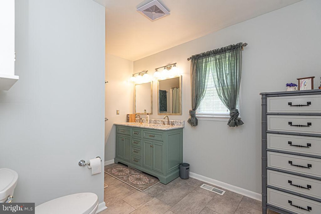  Real Estate for Sale - 151 Sandyhook Rd in Ocean Pines Photo 39