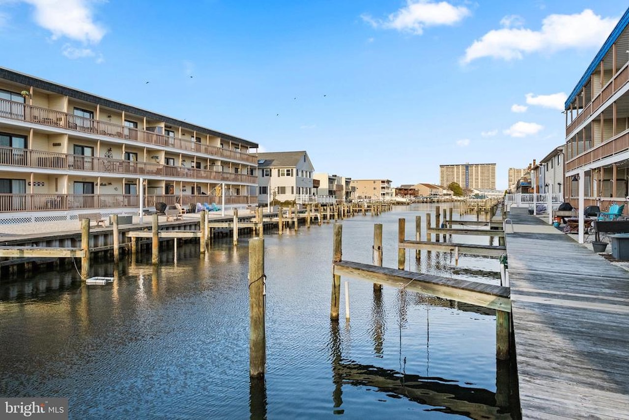 Windward Landing Sou Real Estate for Sale - 170 Captains Quarters Rd #201 in Ocean City Photo 16
