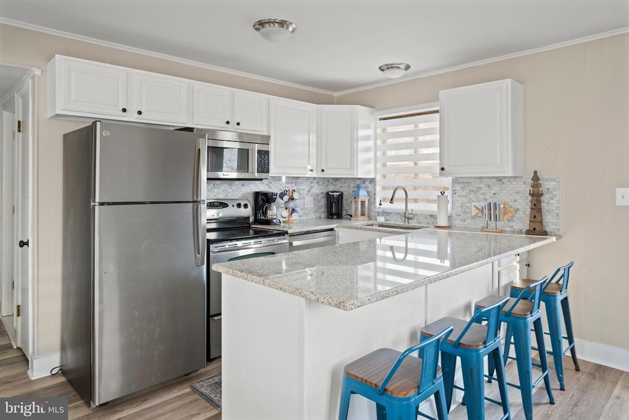 Windward Landing Sou Real Estate for Sale - 170 Captains Quarters Rd #201 in Ocean City