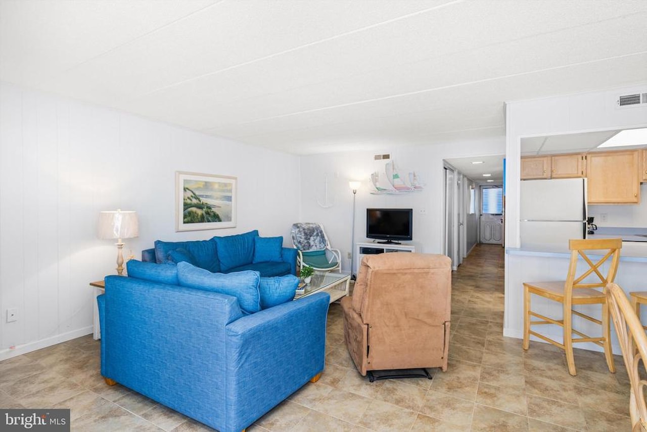 Watergate I (135Th St.) Real Estate for Sale - 10 135th St #106 in Ocean City Photo 6