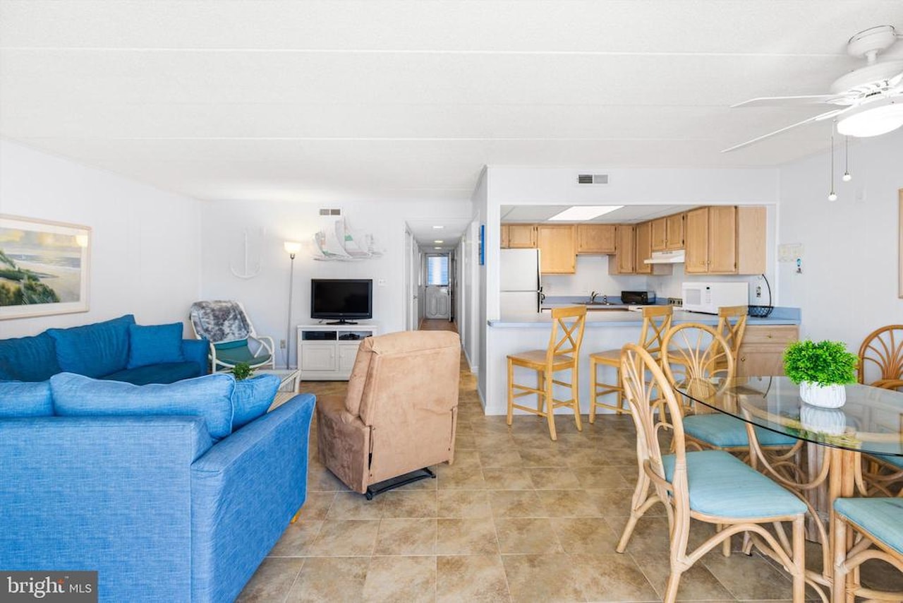 Watergate I (135Th St.) Real Estate for Sale - 10 135th St #106 in Ocean City Photo 3
