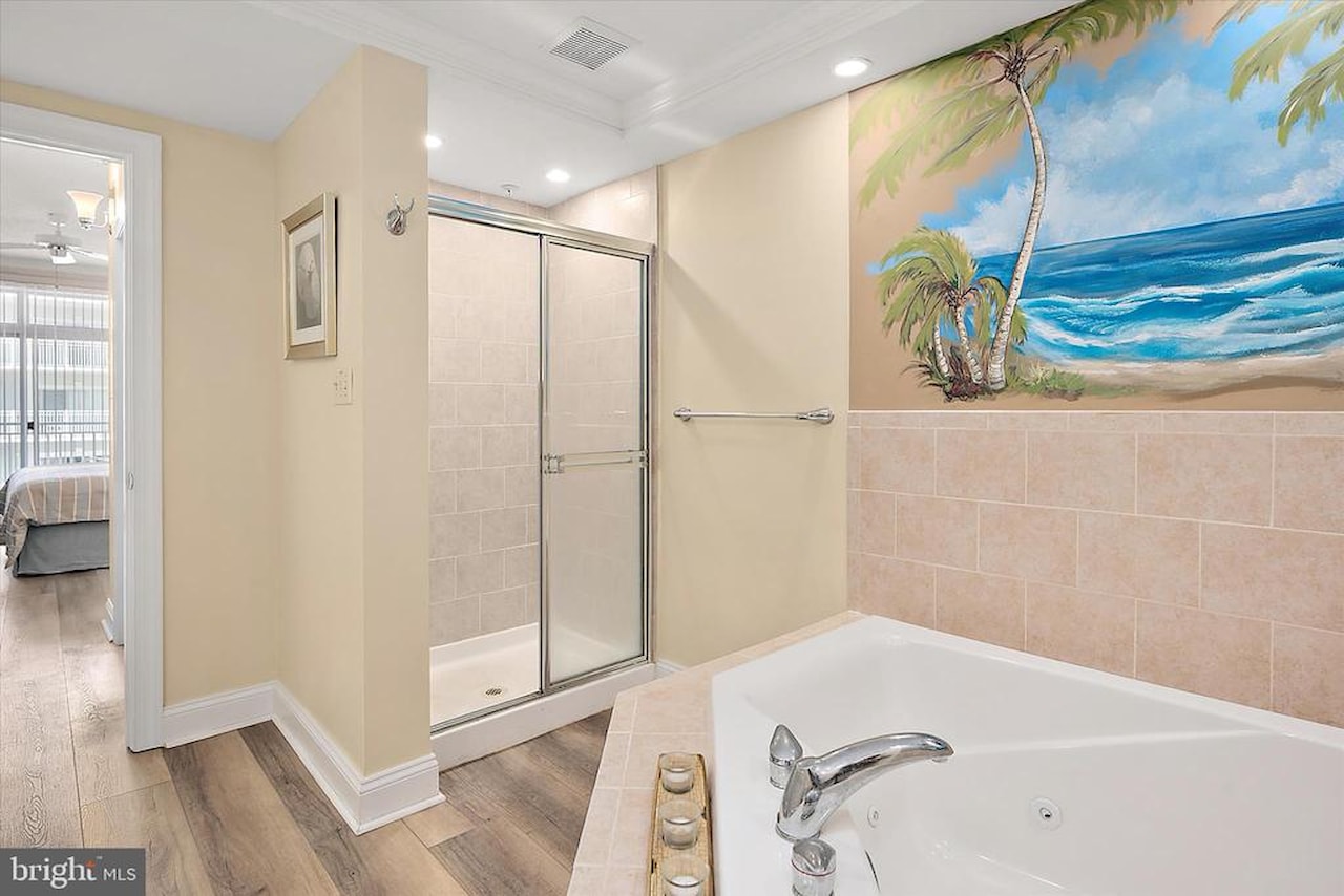 Seaside Retreat Real Estate for Sale - 13700 Coastal Hwy #202 in Ocean City Photo 23