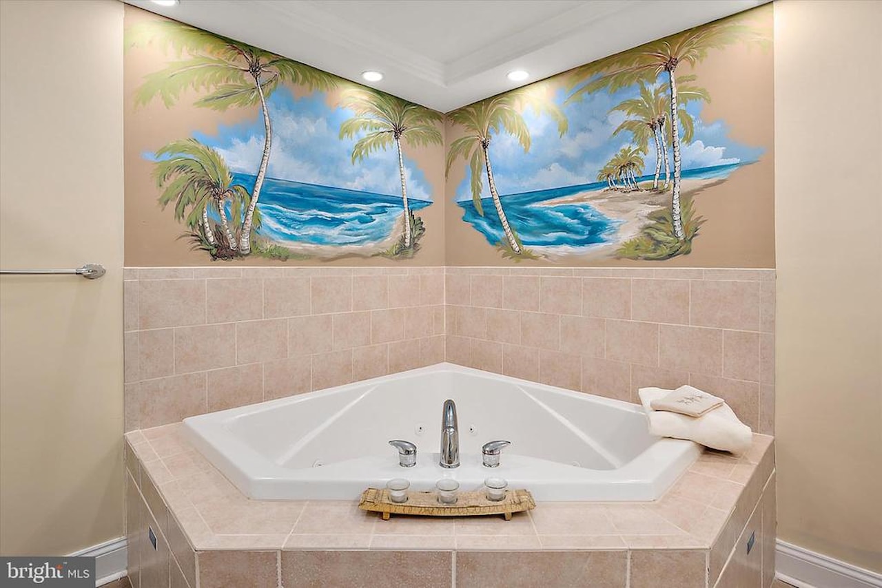 Seaside Retreat Real Estate for Sale - 13700 Coastal Hwy #202 in Ocean City Photo 22