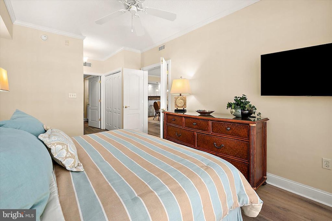 Seaside Retreat Real Estate for Sale - 13700 Coastal Hwy #202 in Ocean City Photo 20
