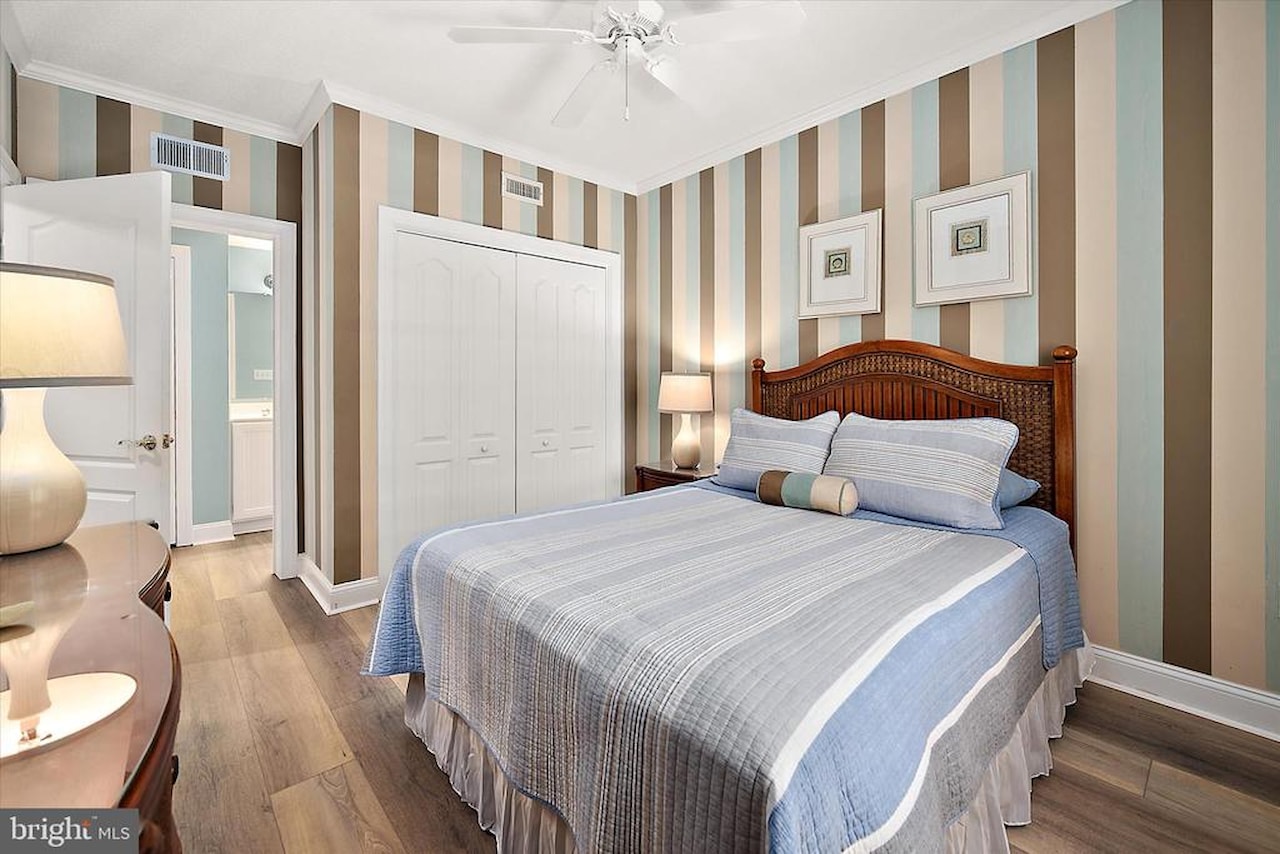 Seaside Retreat Real Estate for Sale - 13700 Coastal Hwy #202 in Ocean City Photo 31