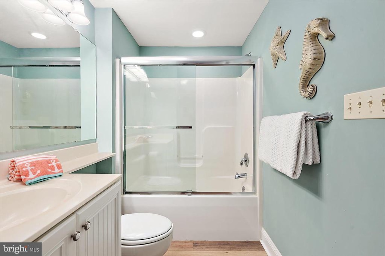 Seaside Retreat Real Estate for Sale - 13700 Coastal Hwy #202 in Ocean City Photo 34