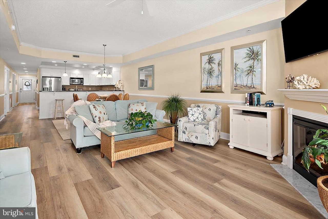 Seaside Retreat Real Estate for Sale - 13700 Coastal Hwy #202 in Ocean City Photo 8