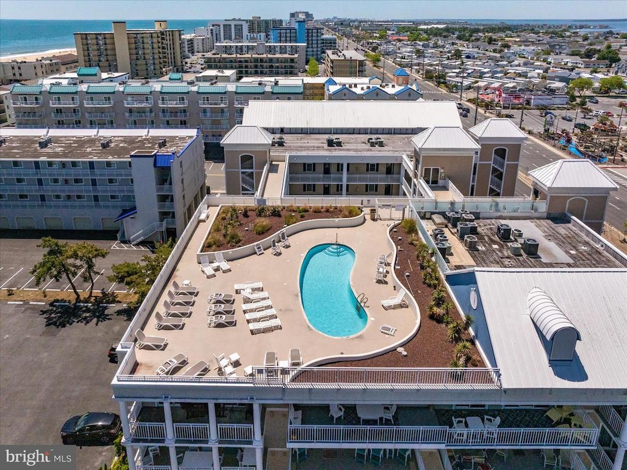 Seaside Retreat Real Estate for Sale - 13700 Coastal Hwy #202 in Ocean City Photo 52