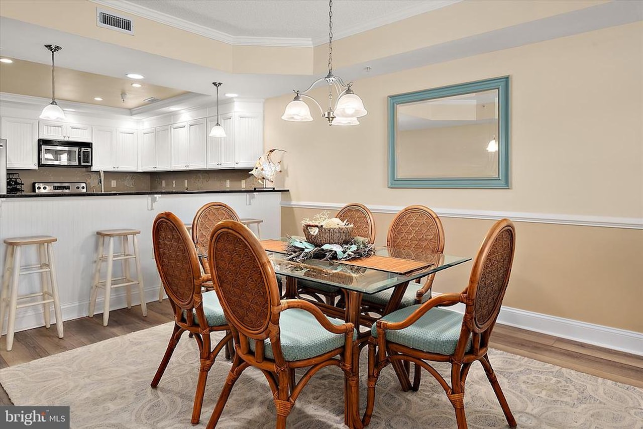 Seaside Retreat Real Estate for Sale - 13700 Coastal Hwy #202 in Ocean City Photo 15