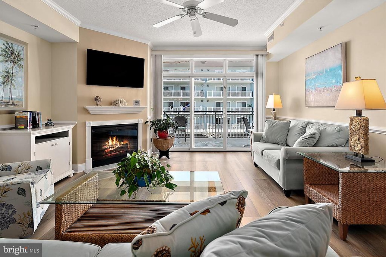 Seaside Retreat Real Estate for Sale - 13700 Coastal Hwy #202 in Ocean City Photo 5