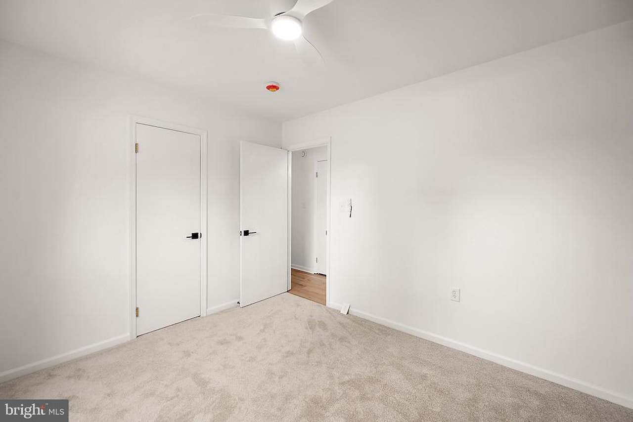 Real Estate for Sale - 302 Franklin Ave in Berlin Photo 19