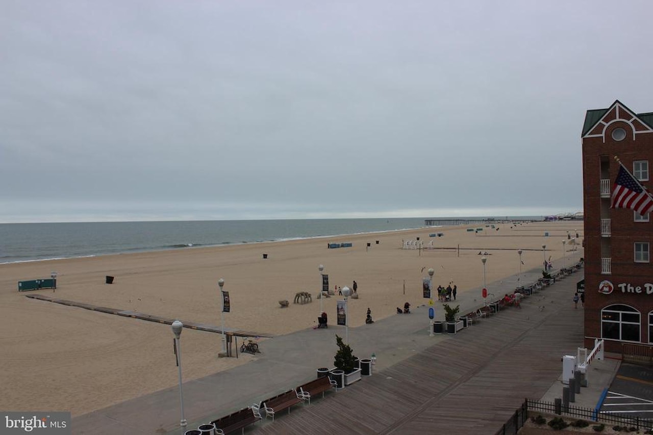 Polynesian Real Estate for Sale - 301 Atlantic Ave #406 in Ocean City Photo 42