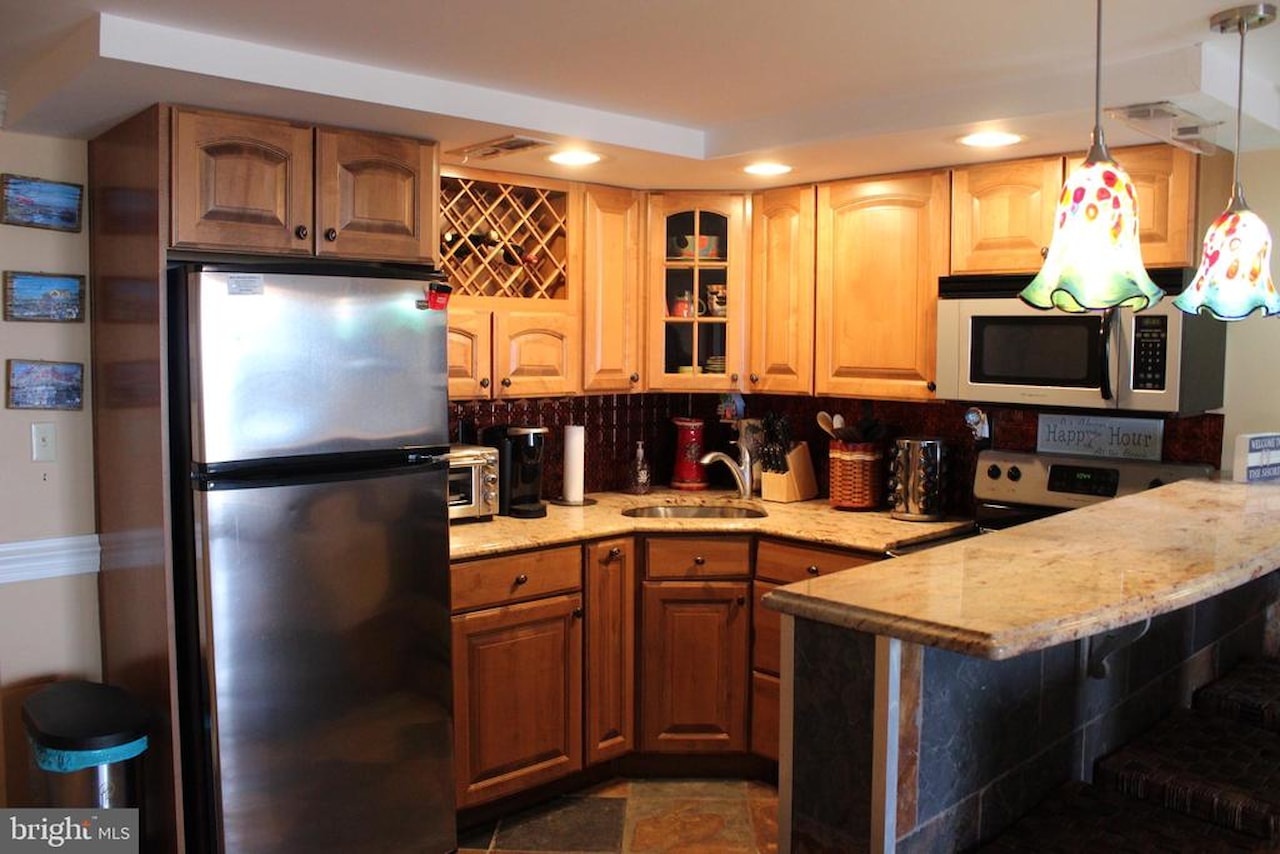 Polynesian Real Estate for Sale - 301 Atlantic Ave #406 in Ocean City Photo 12