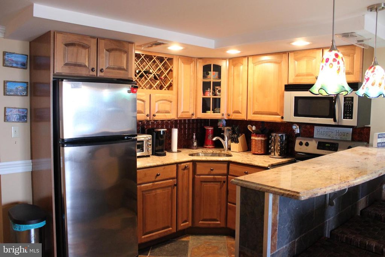 Polynesian Real Estate for Sale - 301 Atlantic Ave #406 in Ocean City Photo 13