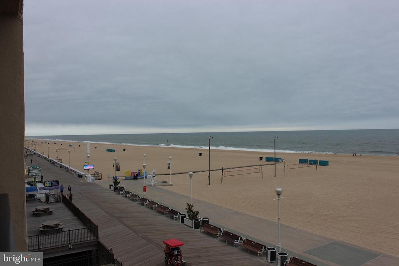 Polynesian Real Estate for Sale - 301 Atlantic Ave #406 in Ocean City Photo 51