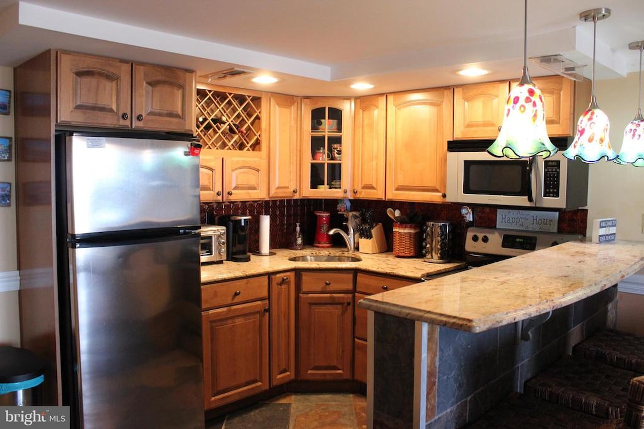 Polynesian Real Estate for Sale - 301 Atlantic Ave #406 in Ocean City Photo 10