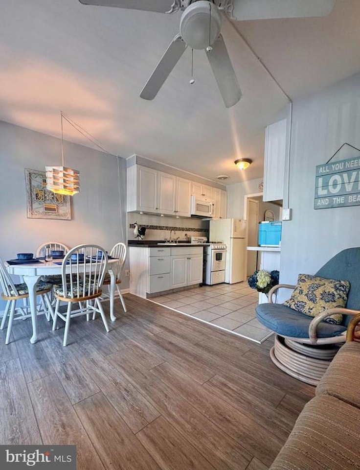 Lazy Whale Real Estate for Sale - 3-A 63rd St #14 in Ocean City Photo 5