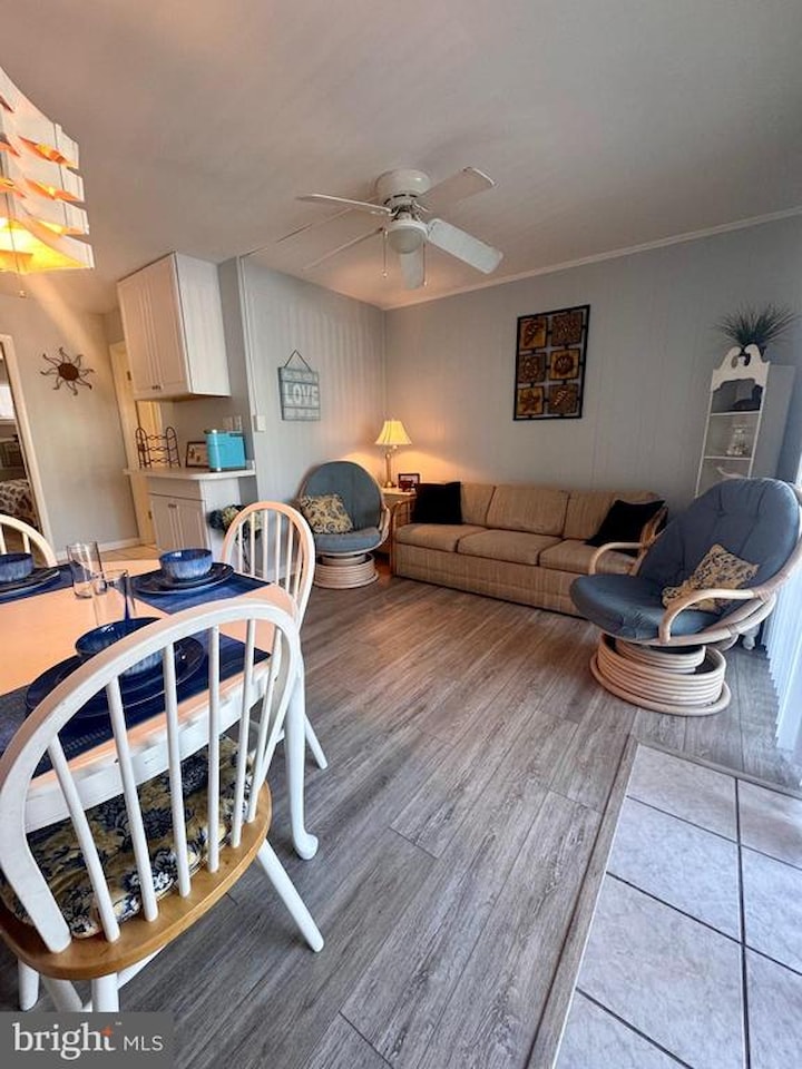 Lazy Whale Real Estate for Sale - 3-A 63rd St #14 in Ocean City Photo 4