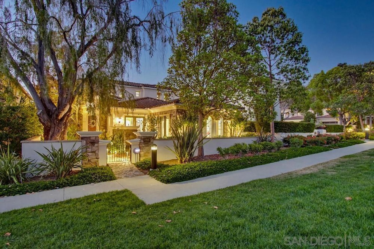 7705 Allegro Lane, Santaluz