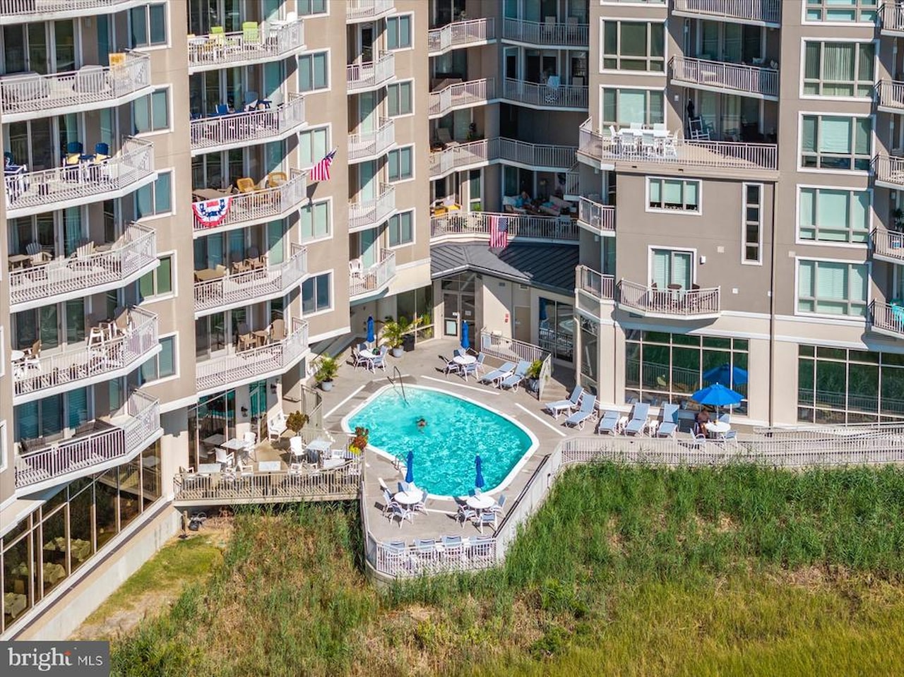 Rivendell Real Estate for Sale - 121 81st St #602 in Ocean City Photo 3