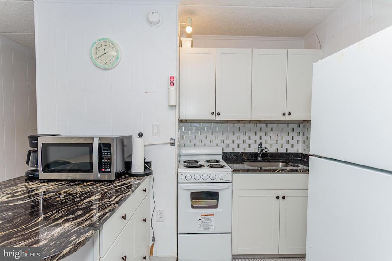 Sea Harbor Real Estate for Sale - 12808 Coastal Hwy #203 in Ocean City Photo 11