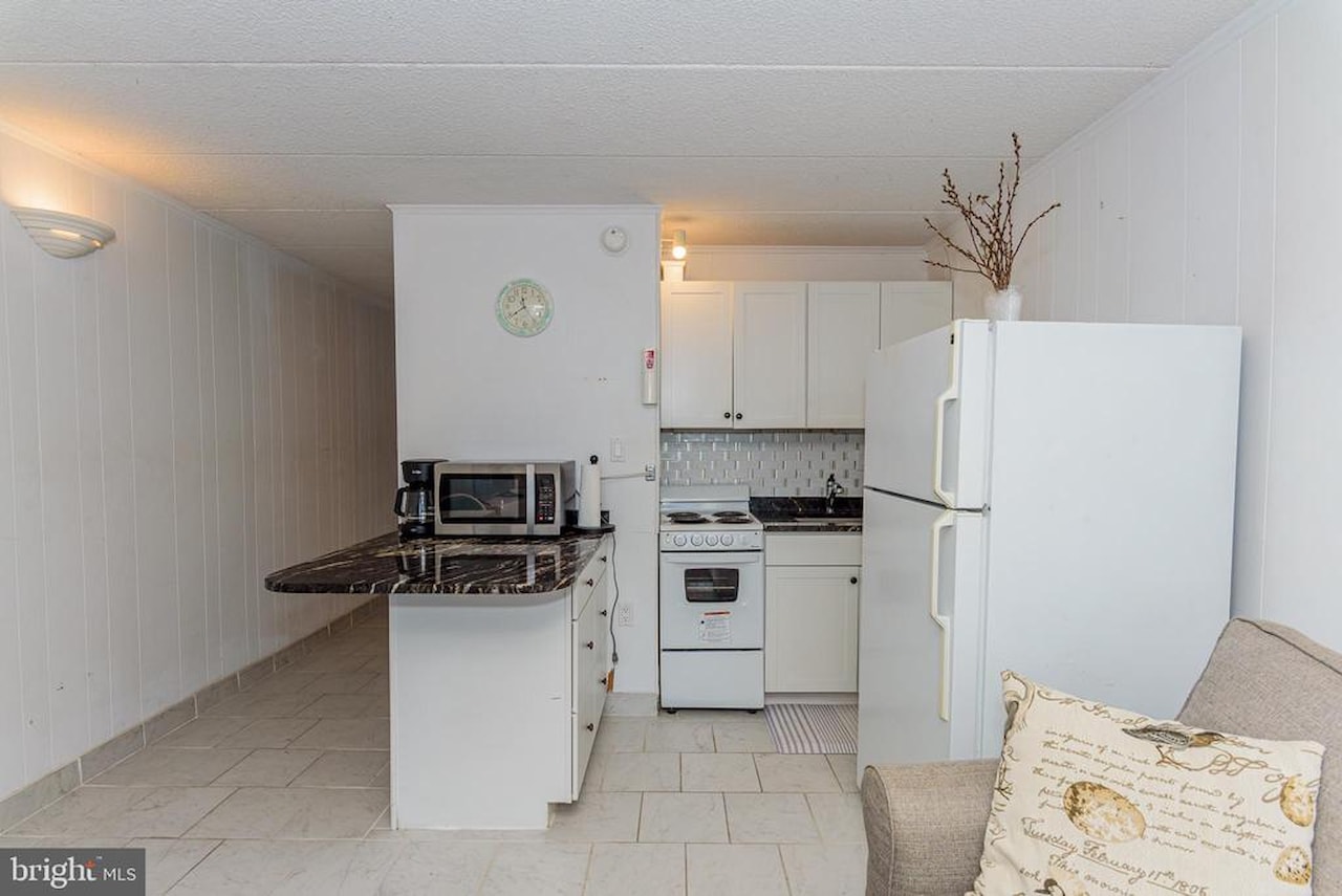 Sea Harbor Real Estate for Sale - 12808 Coastal Hwy #203 in Ocean City Photo 7
