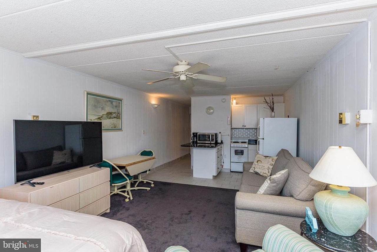 Sea Harbor Real Estate for Sale - 12808 Coastal Hwy #203 in Ocean City Photo 4